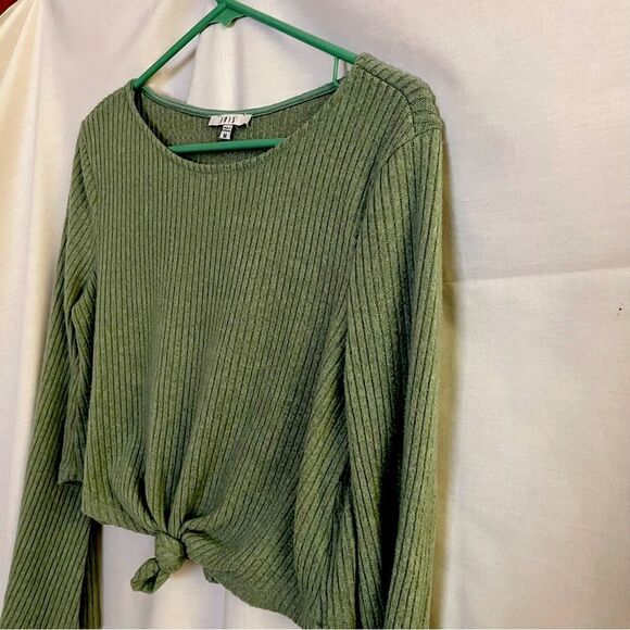 Women’s Green Long Sleeve Crop Size M - Picture 1 of 10